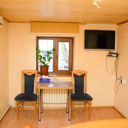Bazar Motel Кишинёв Экстерьер фото