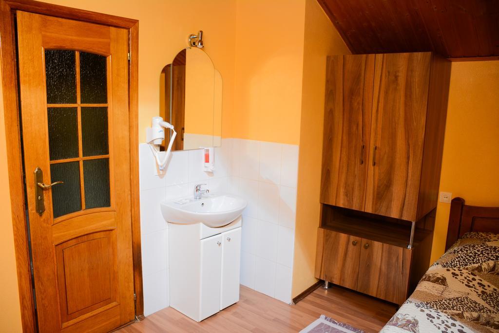 Bazar Motel Кишинёв Экстерьер фото